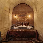 Shadow Cave House