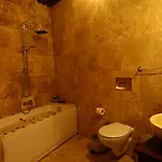 Hotel Shadow Cave House *