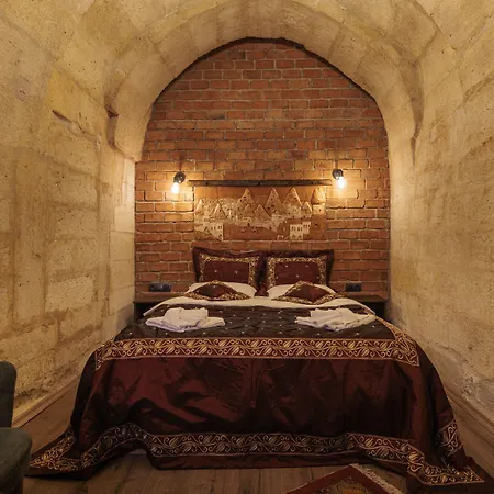 Shadow Cave House
