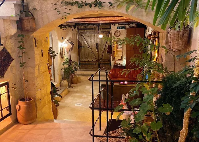 Hotel Shadow Cave House *