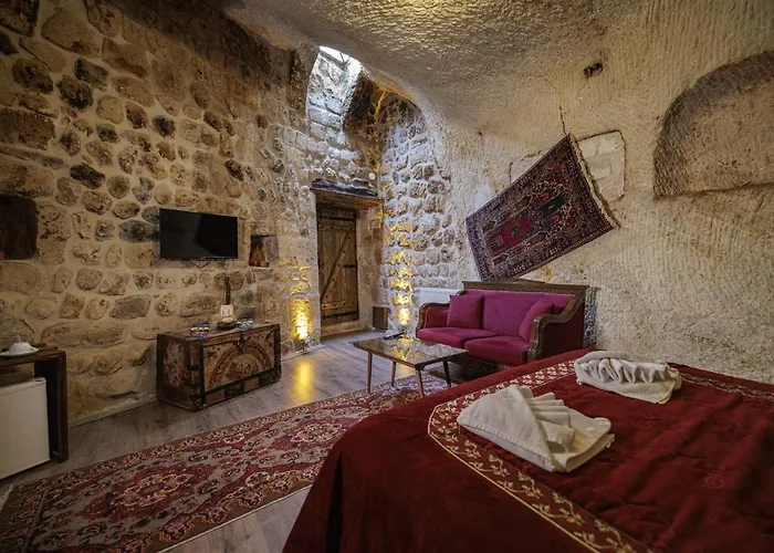 Shadow Cave House Hotel *